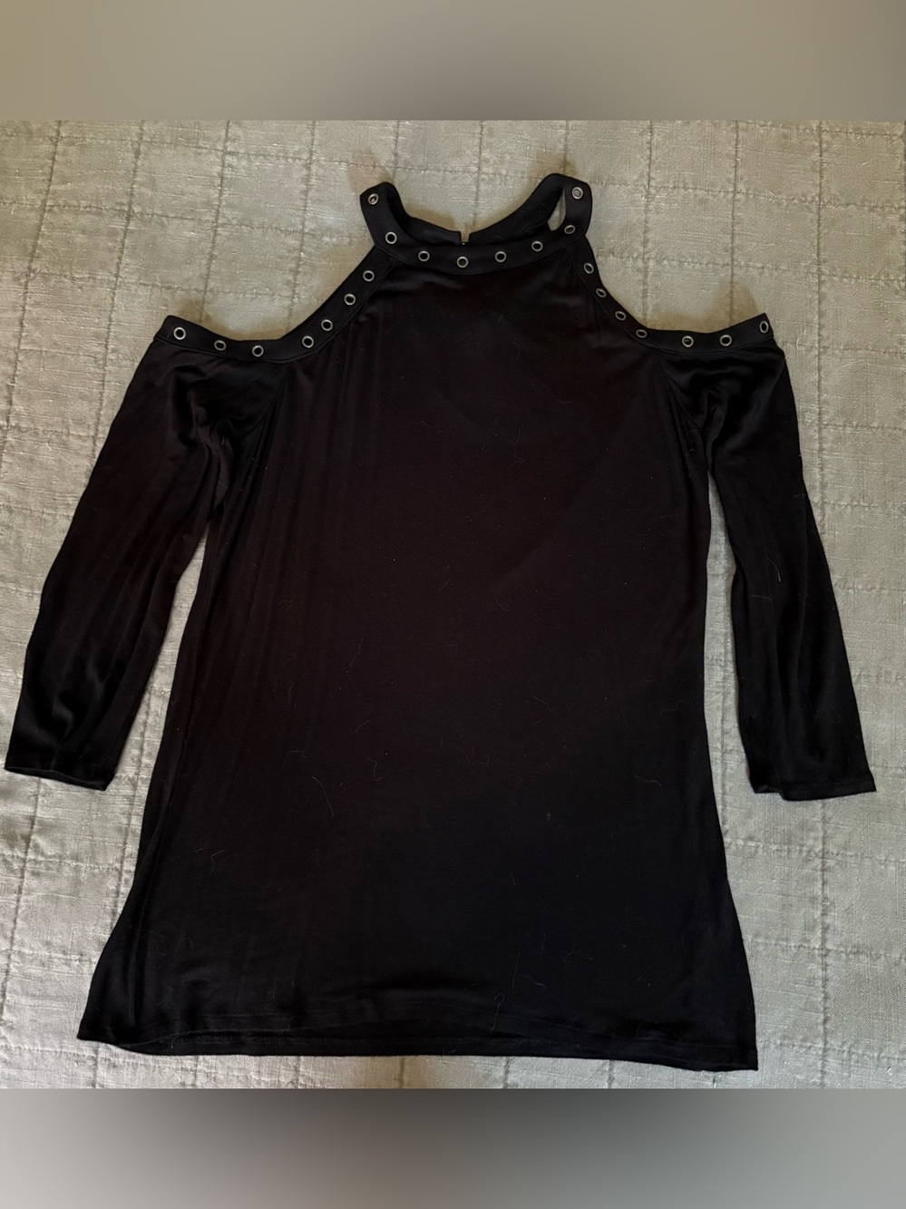 Rock & Republic Black Cold-Shoulder Tunic with Grommet Trim